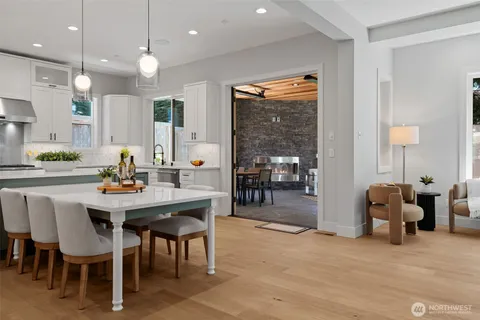 $5,299,995 | 11027 Southeast 30th Place, Bellevue, WA 98004