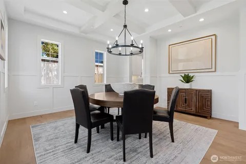 $5,299,995 | 11027 Southeast 30th Place, Bellevue, WA 98004