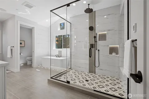 $5,299,995 | 11027 Southeast 30th Place, Bellevue, WA 98004