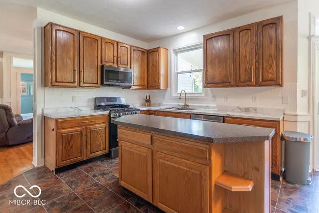 $340,000 | 6030 East Terhune Court, Camby, IN 46113