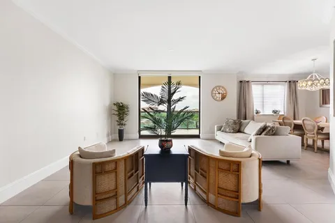 $775,000 | 3610 Gardens Parkway, Unit 502A, Palm Beach Gardens, FL 33410