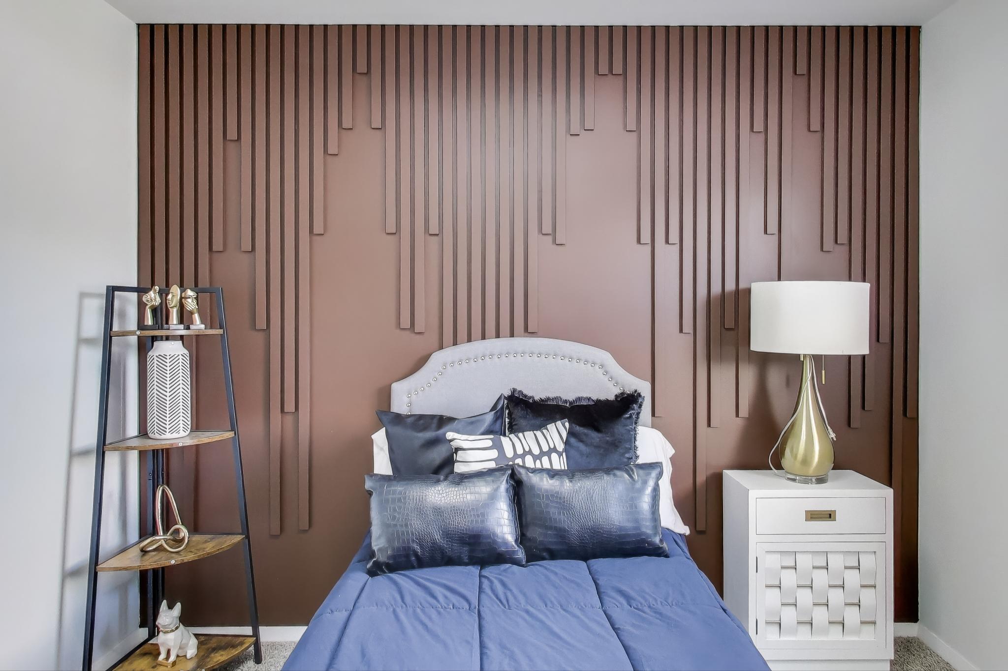 1124 Clinton Street Gary, IN 46406 - Photo 29 of 52 a living room with furniture and a lamp