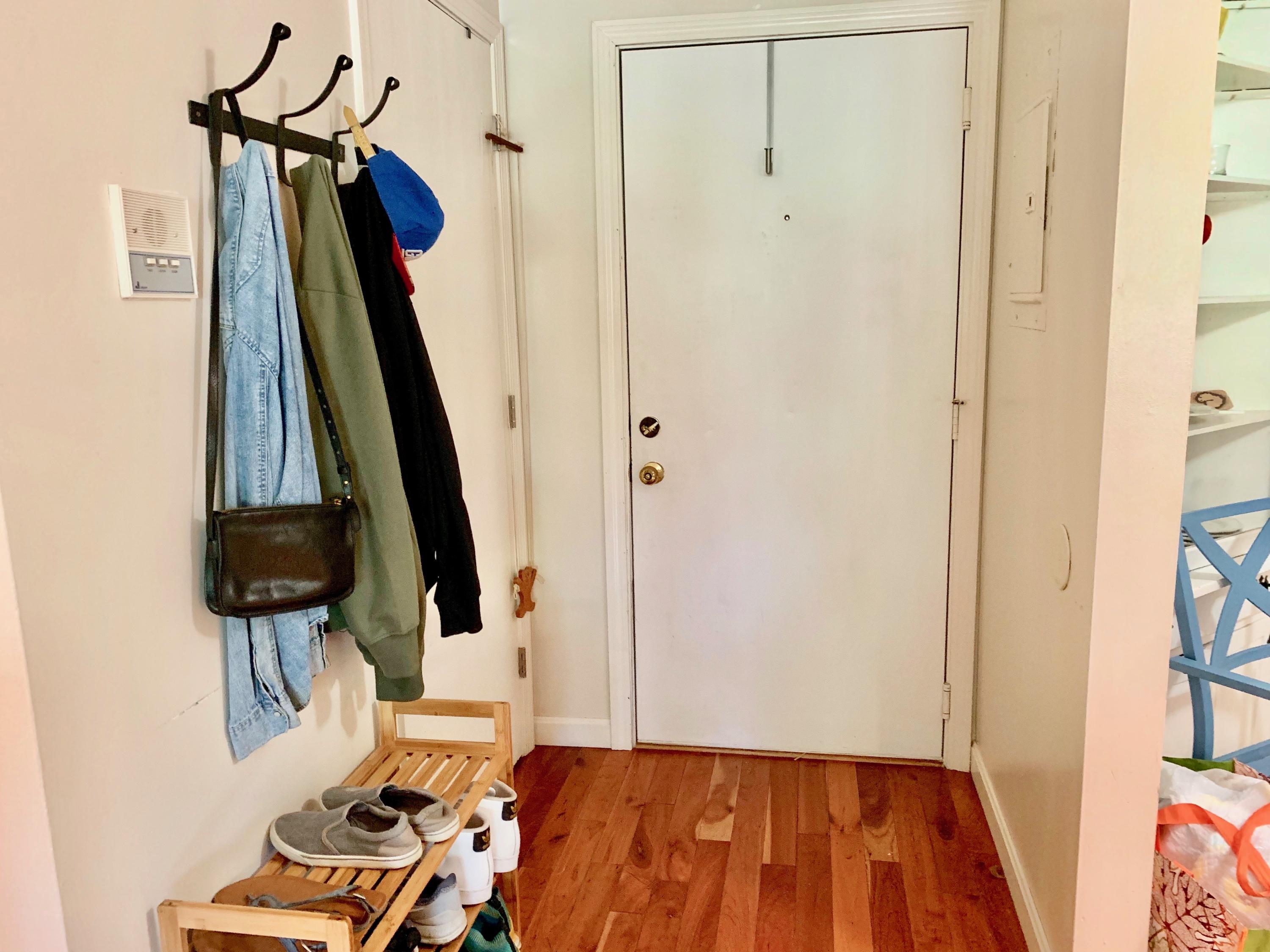 18 Smithwheel Road, Unit 27 Old Orchard Beach, ME 04064 - Photo 13 of 16 Entryway