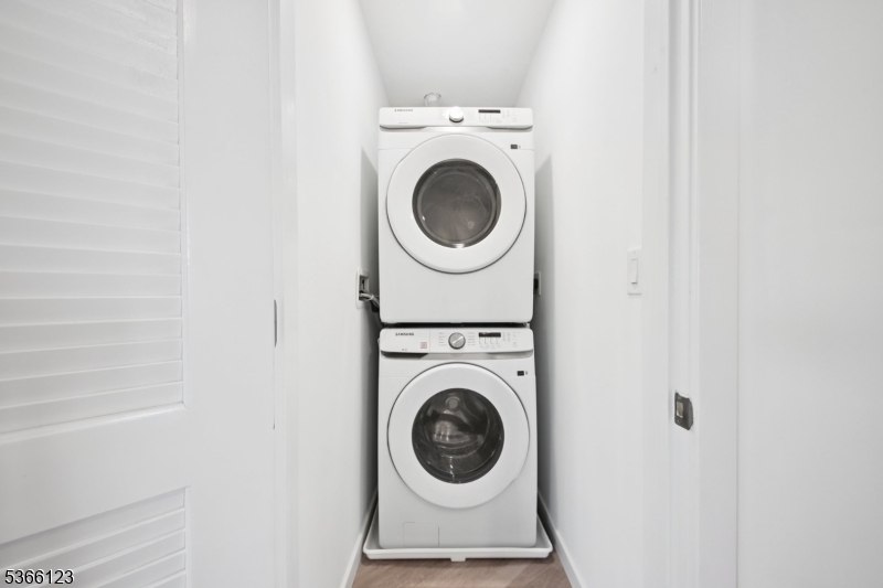 369 18th Avenue, Unit 204 Newark, NJ 07108 - Photo 12 of 18