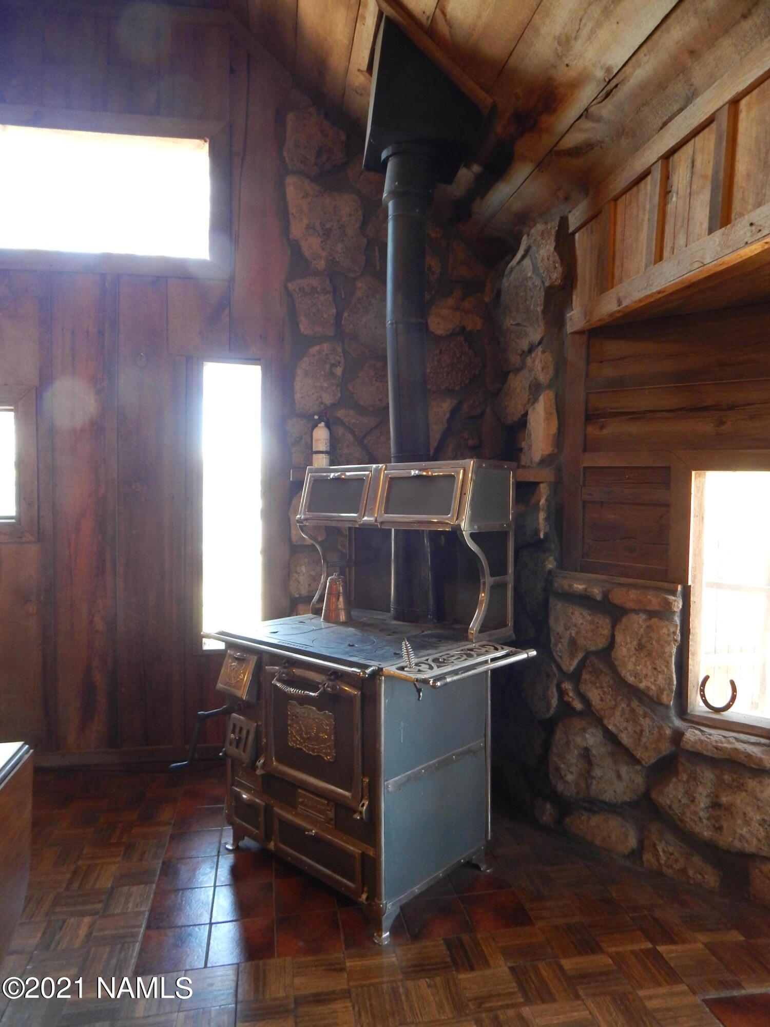 12310 East Edson Road Flagstaff, AZ 86004 - Photo 3 of 8 DSCN2275