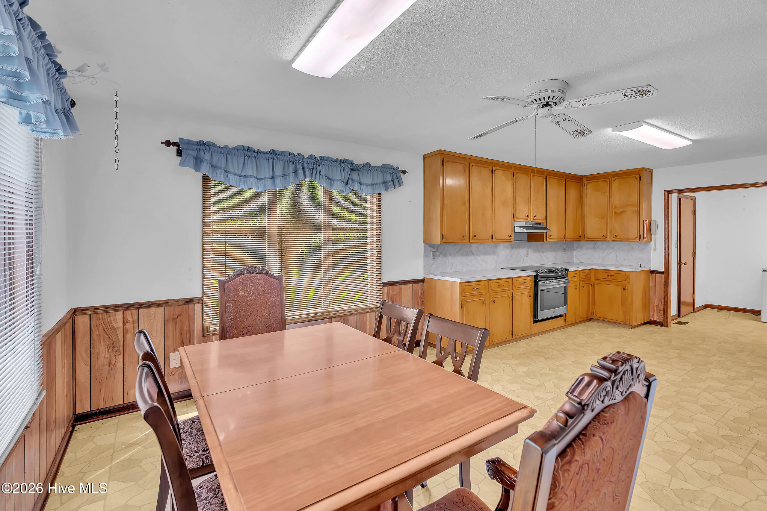 612 Parkertown Road Hubert, NC 28539 - Photo 39 of 57