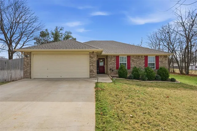 $289,000 | 10600 Lilry Road, Waco, TX 76708