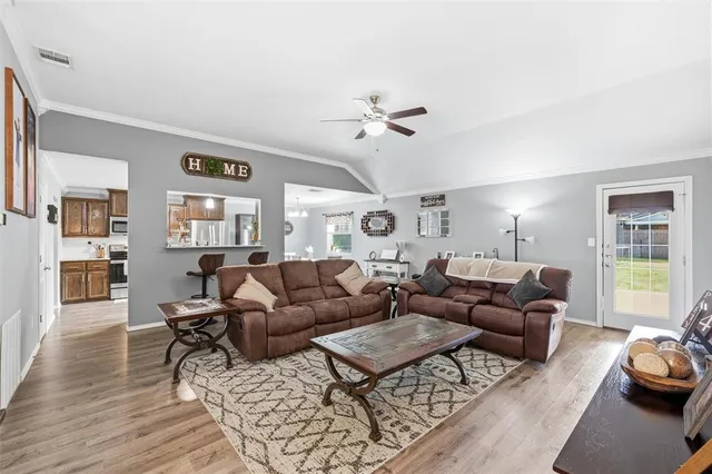 $289,000 | 10600 Lilry Road, Waco, TX 76708