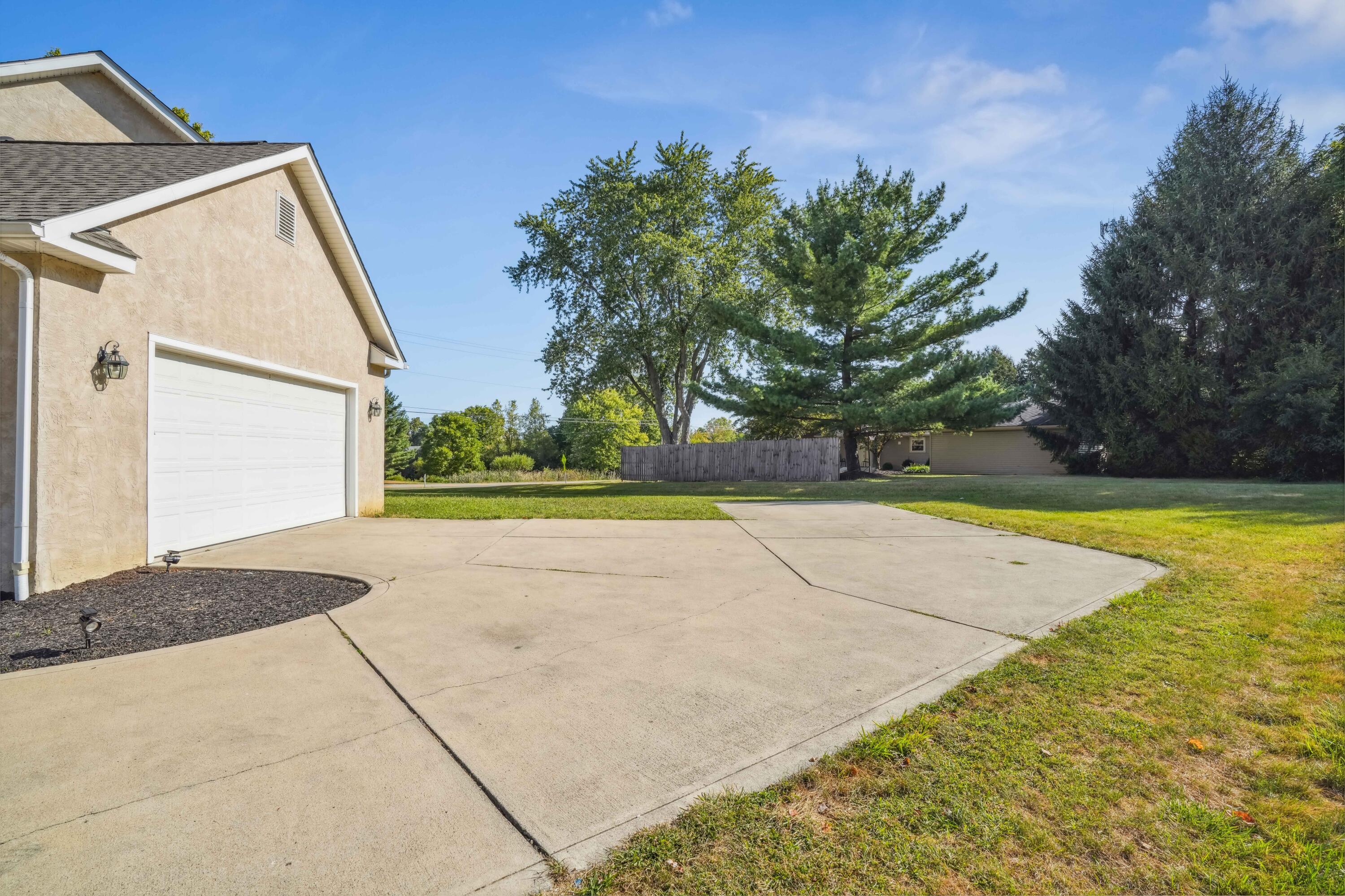10403 Liberty Road Powell, OH 43065 - Photo 61 of 76 Rear Entry Garage