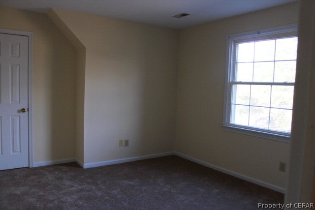 8267 Little England Road Hayes, VA 23072 - Photo 13 of 17