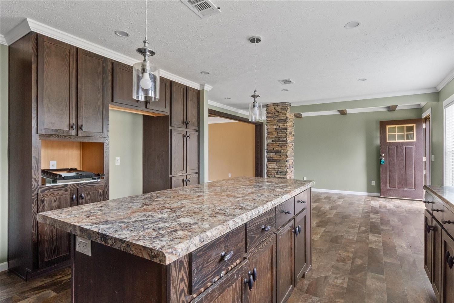 1189 Chicken Creek Road Pulaski, TN 38478 - Photo 9 of 30 Gallery Image 9