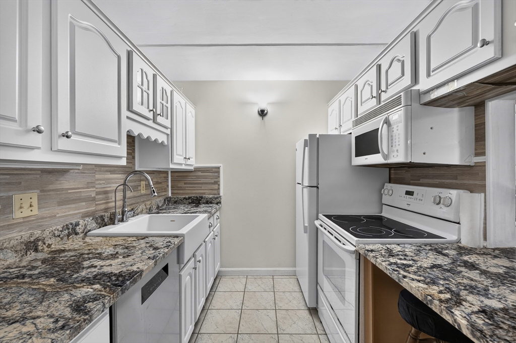 159 Main Street, Unit 49A Melrose, MA 02176 - Photo 1 of 17