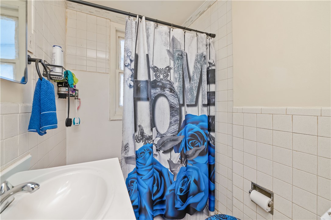 185 Lexington Avenue Rochester, NY 14613 - Photo 11 of 20
