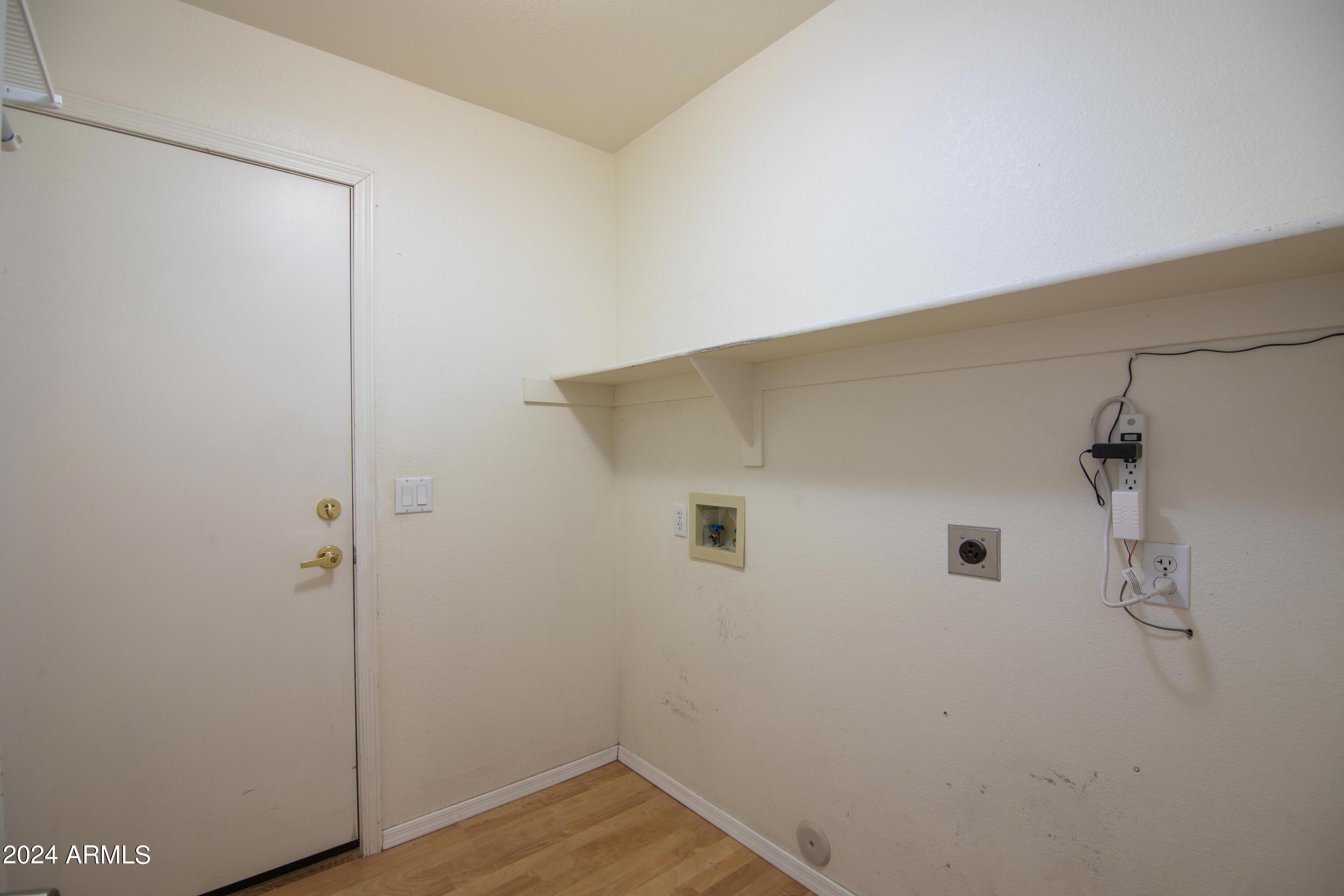 4609 East Rowel Road Phoenix, AZ 85050 - Photo 26 of 61 Indoor Laundry to Garage