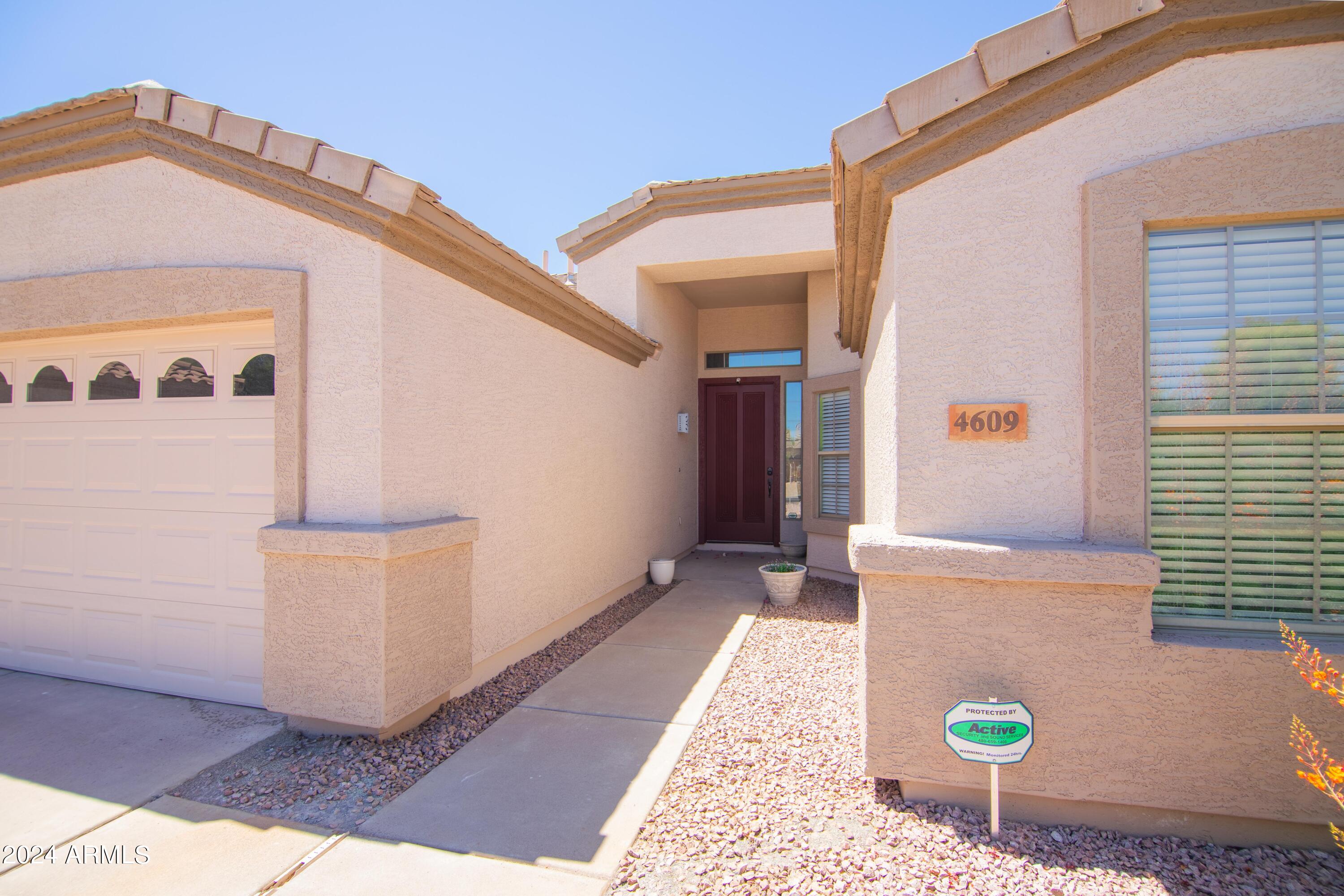 4609 East Rowel Road Phoenix, AZ 85050 - Photo 4 of 61 Entryway