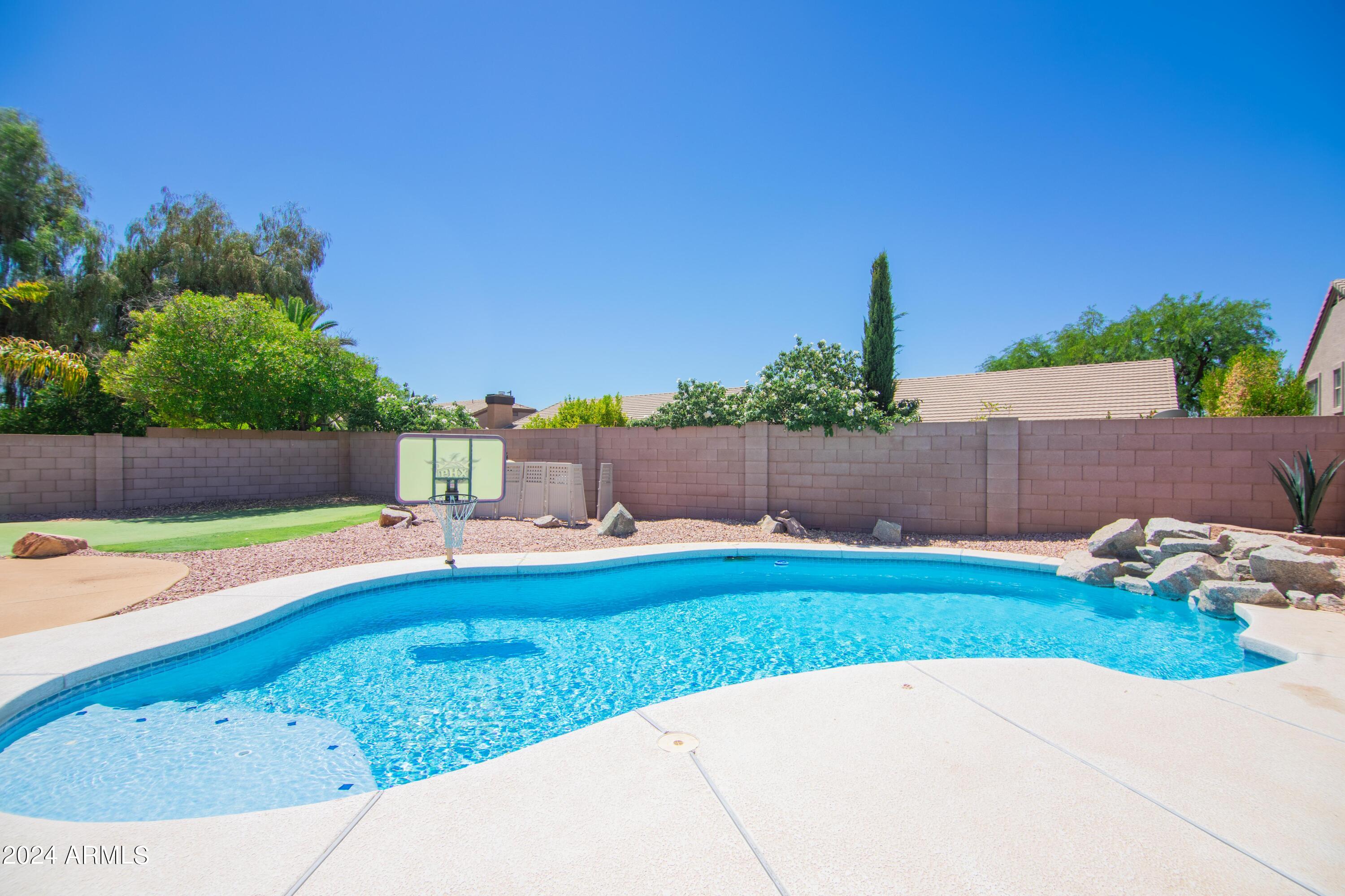 4609 East Rowel Road Phoenix, AZ 85050 - Photo 58 of 61 Summer Ready!
