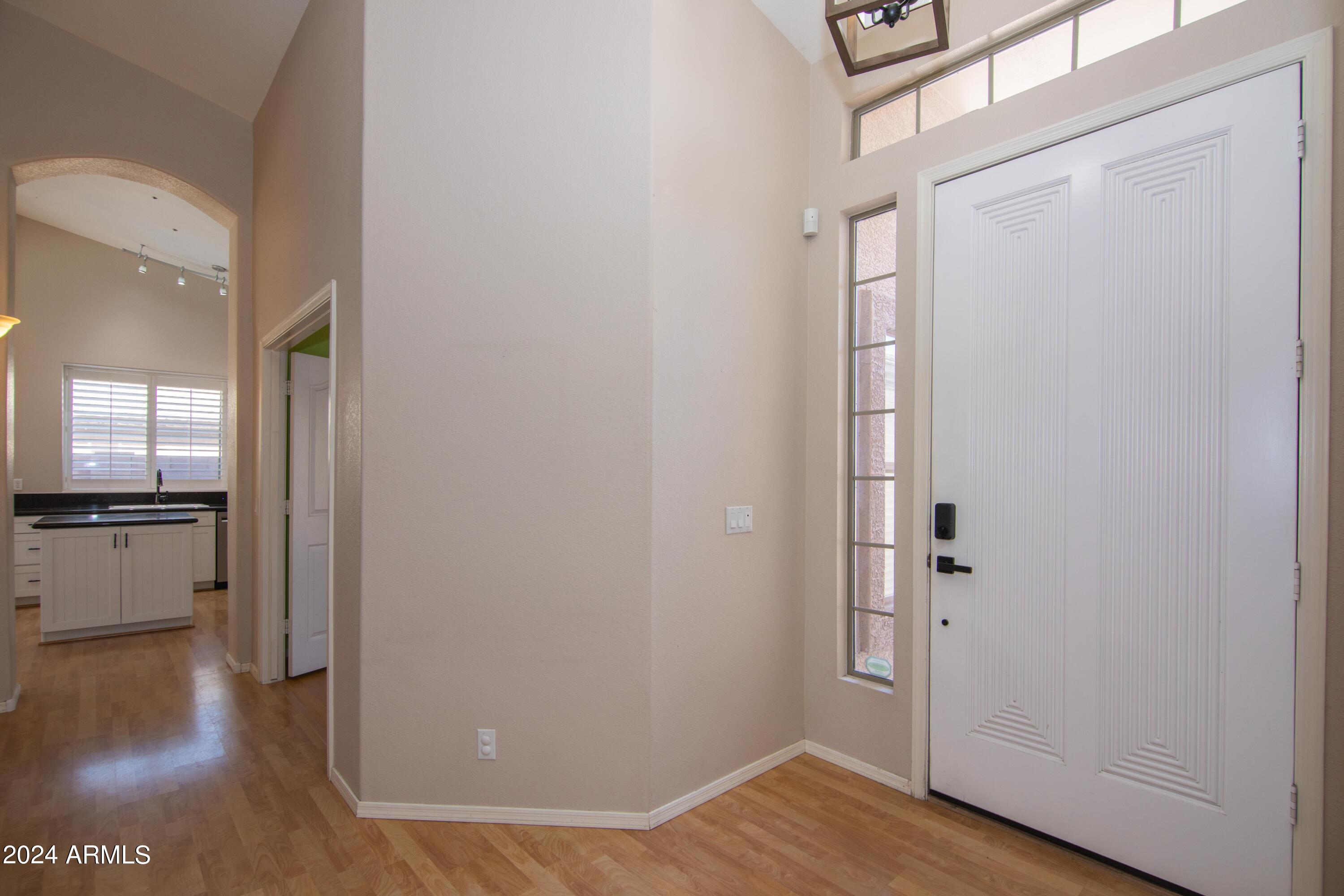 4609 East Rowel Road Phoenix, AZ 85050 - Photo 7 of 61 Entryway towards Office & Kitchen