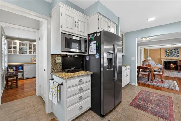 $1,300,000 | 3100 West 71st Street, Prairie Village, KS 66208