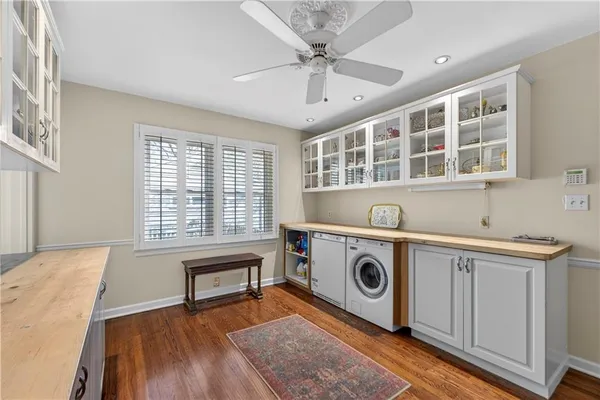 $1,300,000 | 3100 West 71st Street, Prairie Village, KS 66208
