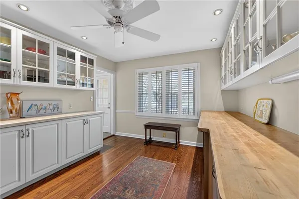 $1,300,000 | 3100 West 71st Street, Prairie Village, KS 66208