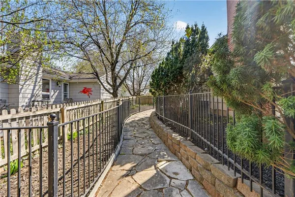 $1,300,000 | 3100 West 71st Street, Prairie Village, KS 66208