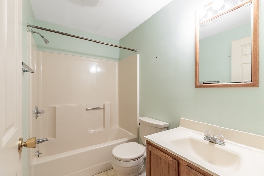 75 Old Bolton Road Stow, MA 01775 - Photo 11 of 35 Gallery Image 11