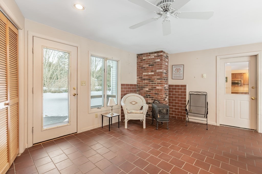 75 Old Bolton Road Stow, MA 01775 - Photo 19 of 35 Gallery Image 19