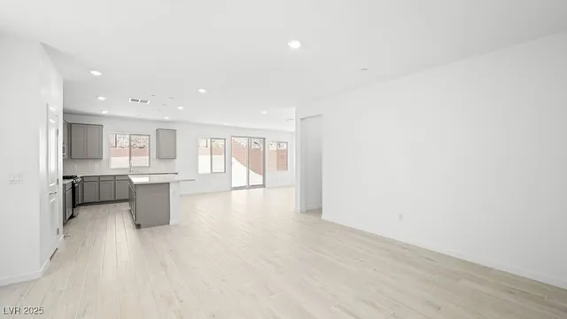 $559,900 | 66 Via Montoro, Henderson, NV 89011