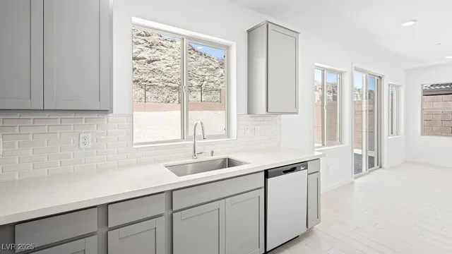 $559,900 | 66 Via Montoro, Henderson, NV 89011