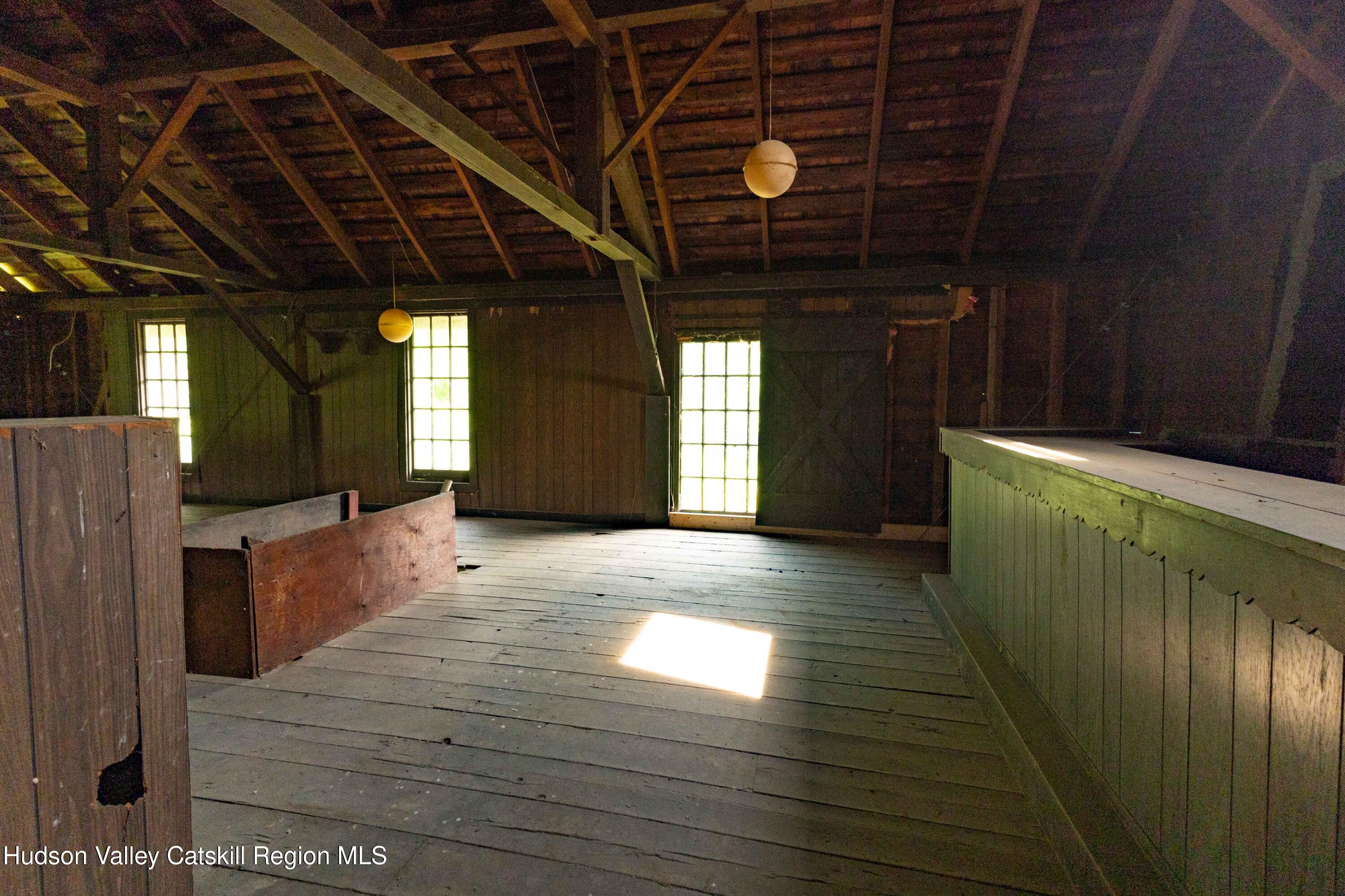 472 Lefever Falls Road Rosendale, NY 12401 - Photo 43 of 50 a view of entryway