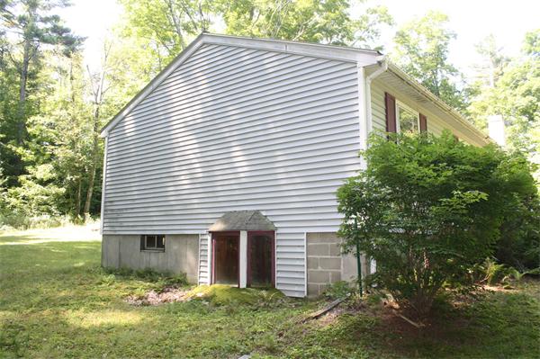 3 Wren Gould Road Wendell, MA 01379 - Photo 3 of 16 Gallery Image 3