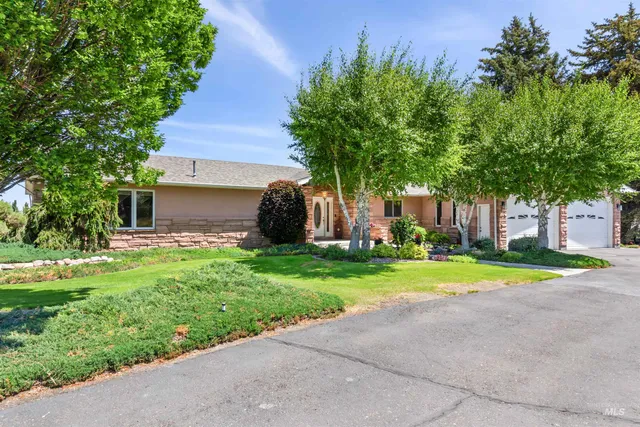 $990,000 | 15 Van Engelen Drive, Burley, ID 83318