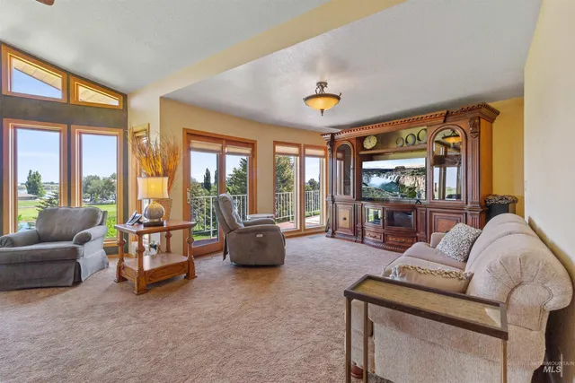 $990,000 | 15 Van Engelen Drive, Burley, ID 83318