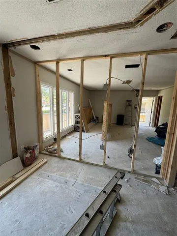 $229,000 | 1920 Woodcrest Drive, Unit 9, Winter Park, FL 32792