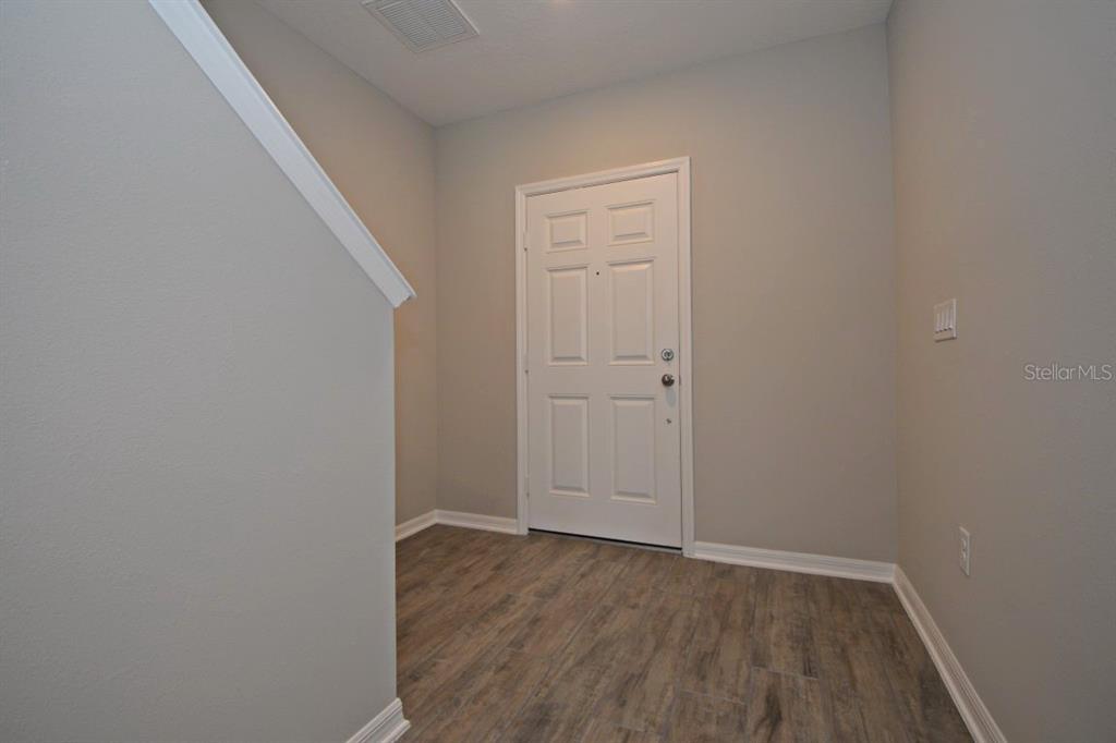 224 Rustic Loop Sanford, FL 32771 - Photo 2 of 39 Gallery Image 2