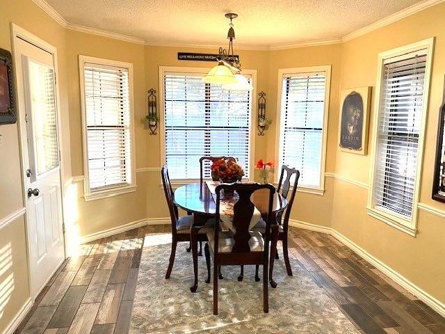 133 Penny Lane Athens, TX 75751 - Photo 5 of 12 Breakfast Area
