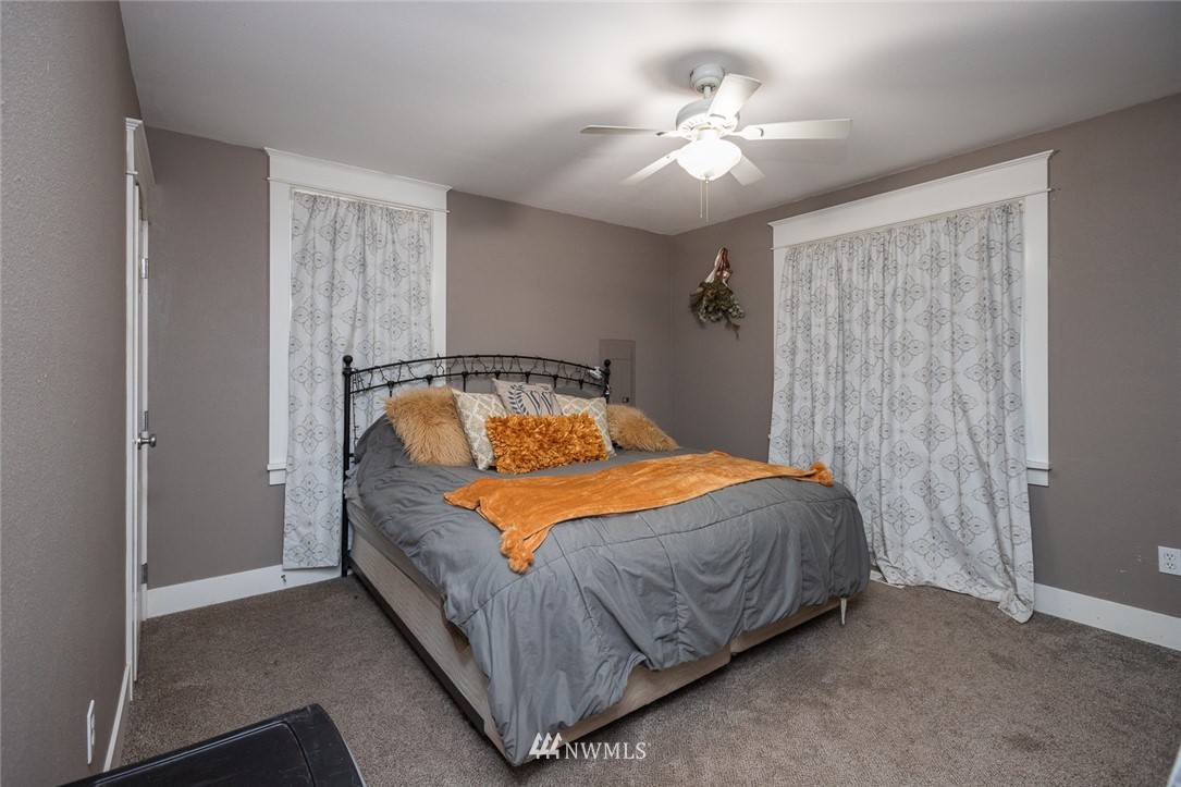 8002 Golden Given Road East Tacoma, WA 98404 - Photo 13 of 35 Gallery Image 13