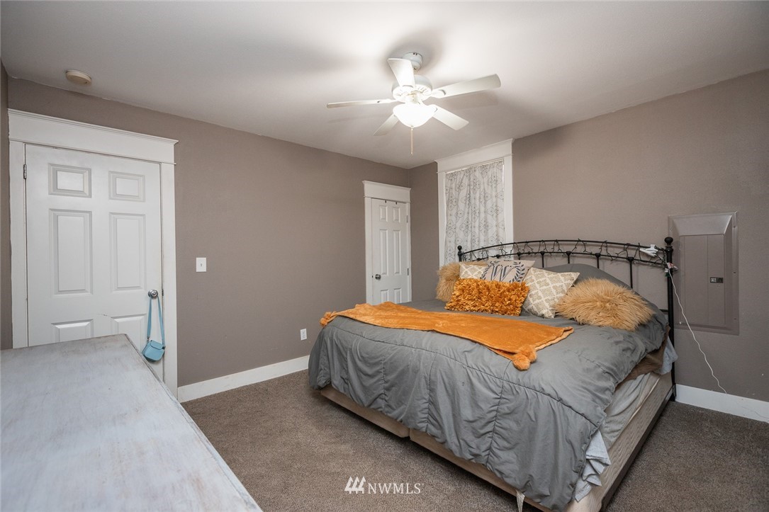 8002 Golden Given Road East Tacoma, WA 98404 - Photo 15 of 35 Gallery Image 15