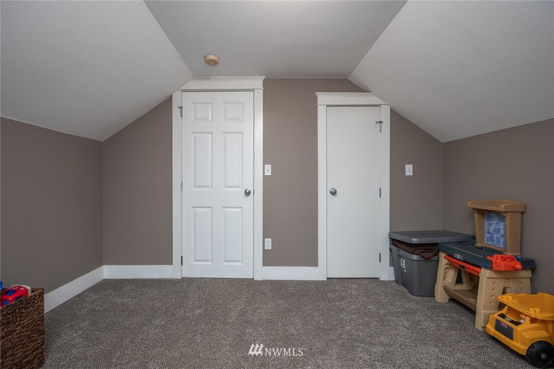 8002 Golden Given Road East Tacoma, WA 98404 - Photo 21 of 35 Gallery Image 21