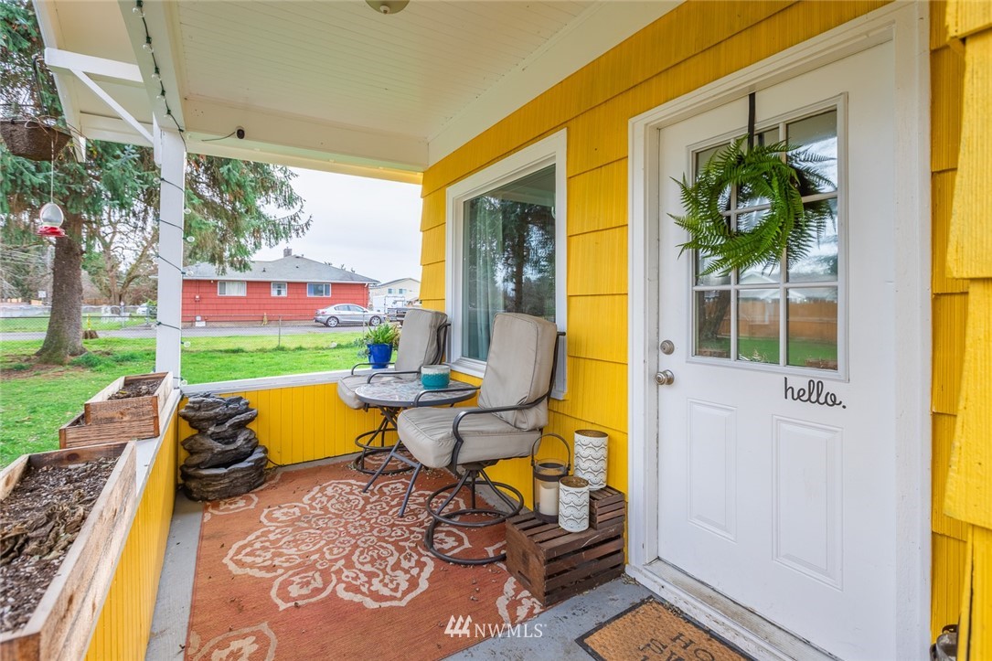 8002 Golden Given Road East Tacoma, WA 98404 - Photo 4 of 35 Gallery Image 4