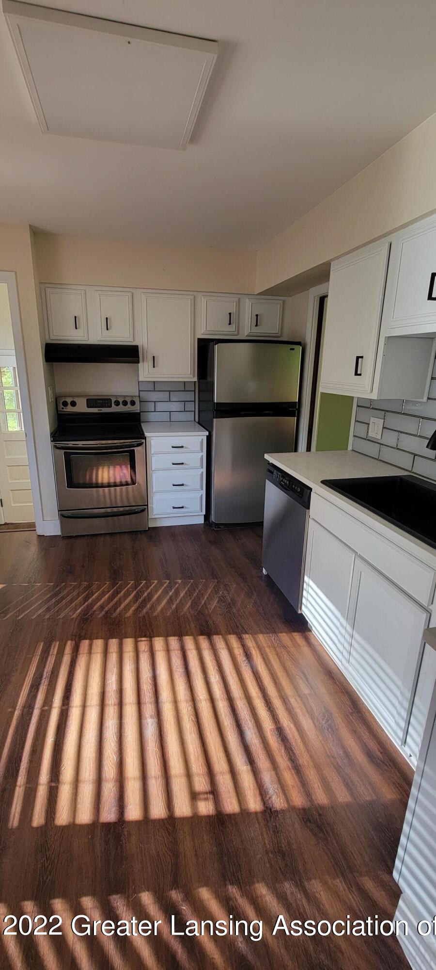 5550 Woodville Road Haslett, MI 48840 - Photo 3 of 5 3