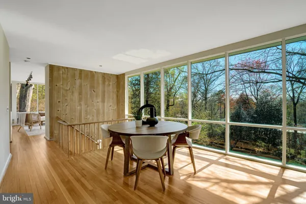 $1,199,990 | 7400 Rebecca Drive, Alexandria, VA 22307