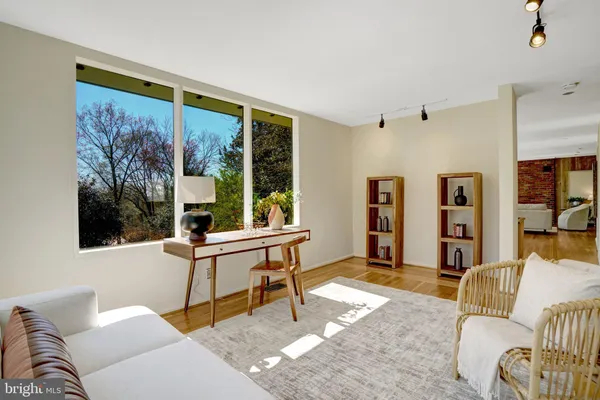 $1,199,990 | 7400 Rebecca Drive, Alexandria, VA 22307