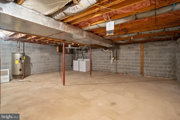 $389,900 | 1676 Wallaceton Bigler Highway, West Decatur, PA 16878