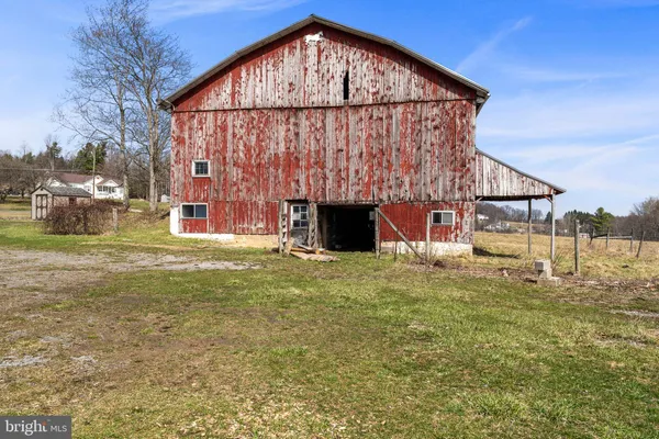 $389,900 | 1676 Wallaceton Bigler Highway, West Decatur, PA 16878