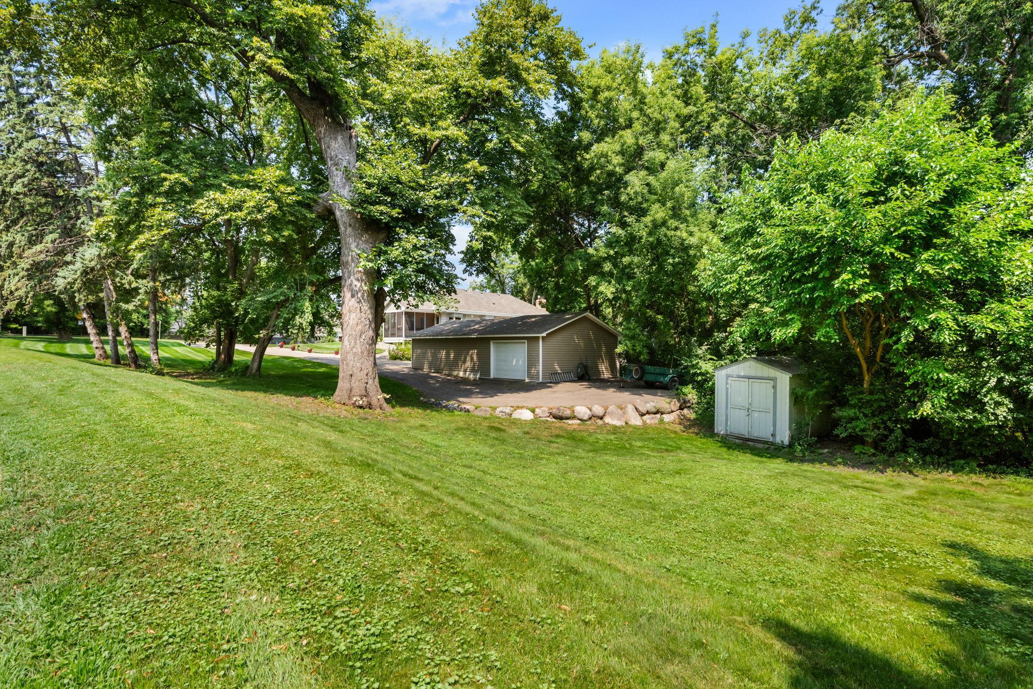5565 Howards Point Road Shorewood, MN 55331 - Photo 30 of 35 Gallery Image 30