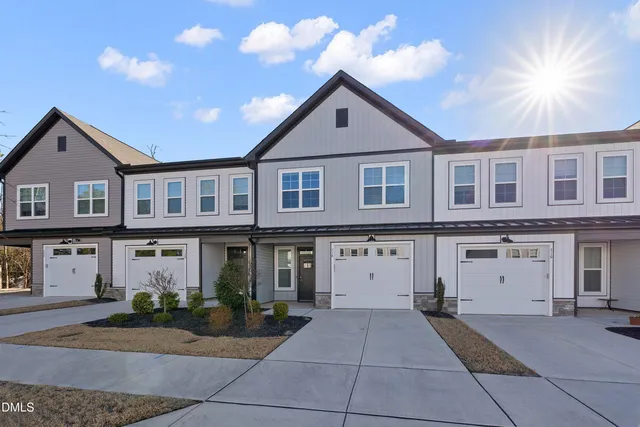 $2,000 | 718 Jamescroft Way, Rolesville, NC 27571