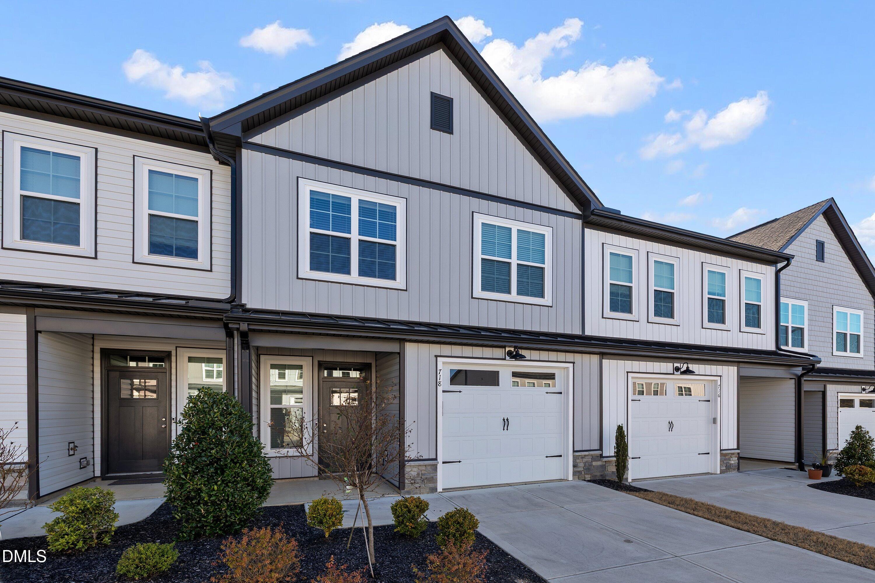 718 Jamescroft Way Rolesville, NC 27571 - Photo 3 of 40 a front view of a house with a yard