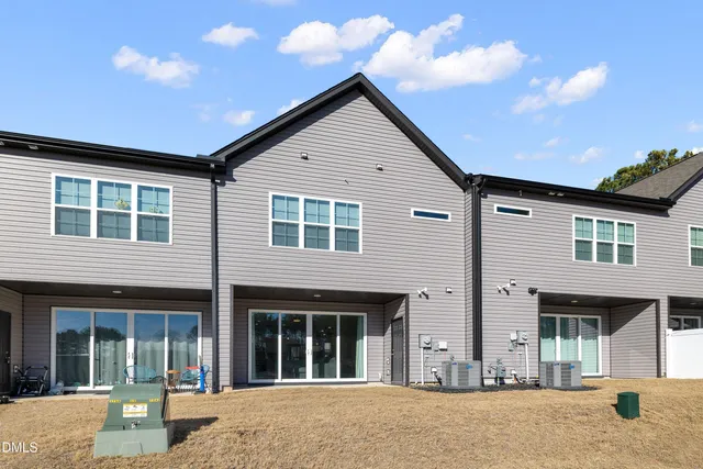 $2,000 | 718 Jamescroft Way, Rolesville, NC 27571