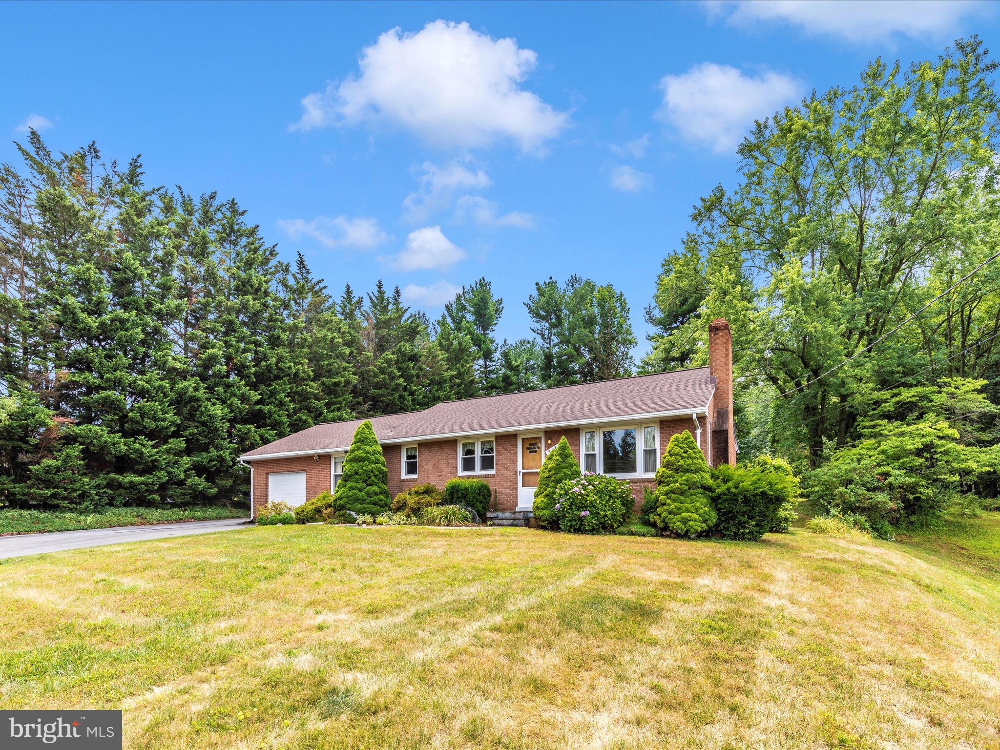 9104 Gue Road Damascus, MD 20872 - Photo 1 of 45 Front of House